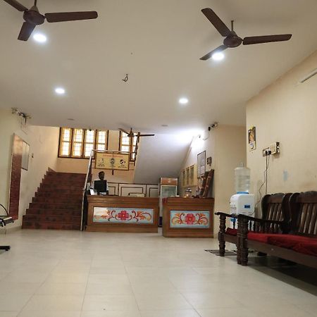 Official Sripuram Golden Temple Guest House Vellore Exteriör bild